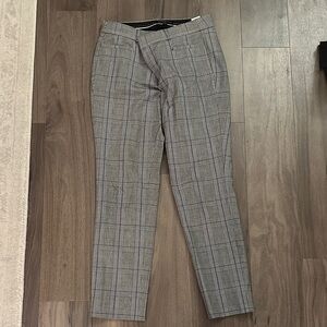 Banana Republic women’s Black and Gray Checkered Pants